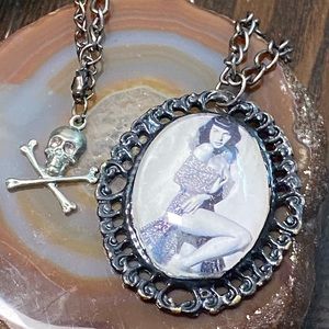 Vintage pendant ☠️